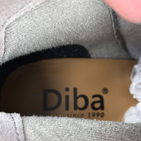 Diba Slouchy Gray Suede Heeled Booties Size 6 New - Picture 4 of 11